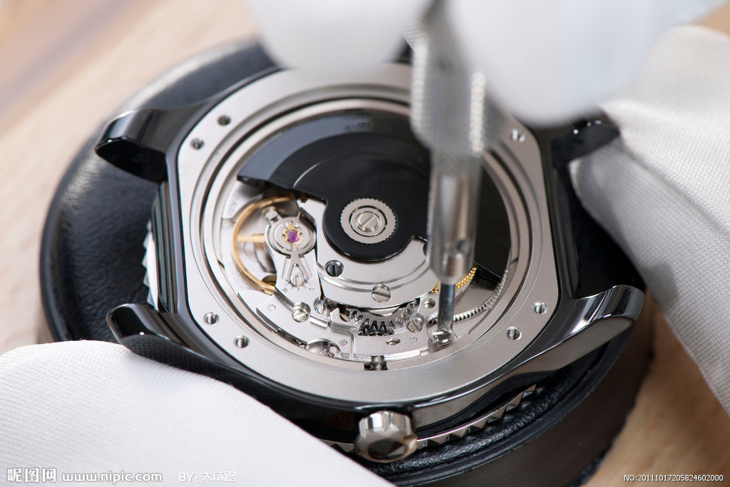 法穆兰手表维修服务点（法穆兰表冠松动）