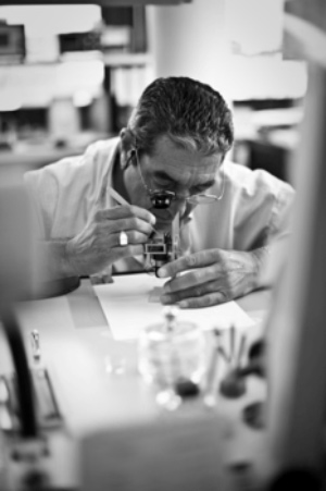 法穆兰手表停了怎么办（法穆兰擒纵轮故障）